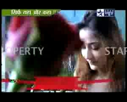 00_00_14 - Sara Khan celebrates birthday