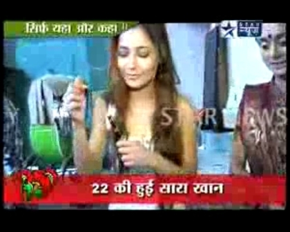 00_00_29 - Sara Khan celebrates birthday