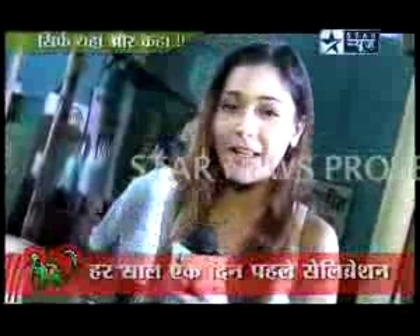 00_01_07 - sara khan 5