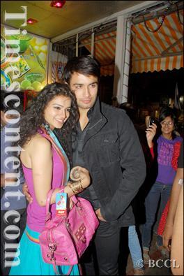 Sukirti%20Kandpal-Vivian%20Dsena - 0-ALBUM PT ErYkA