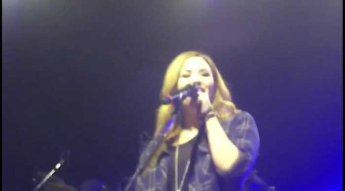 bscap0008 - Demi - Was Coughing - Shes Better Now - Sao Paulo Brazil