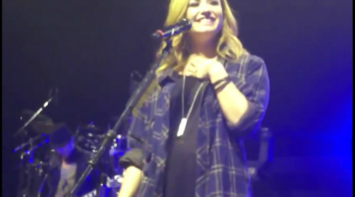 bscap0020 - Demi - Was Coughing - Shes Better Now - Sao Paulo Brazil