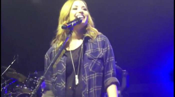 bscap0059 - Demi - Was Coughing - Shes Better Now - Sao Paulo Brazil