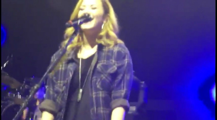 bscap0144 - Demi - Was Coughing - Shes Better Now - Sao Paulo Brazil