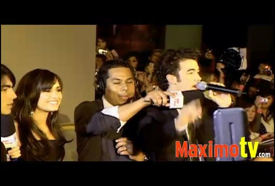 bscap0104 - Demilush and Jonas Brothers The 3D Concert Experience Premiere - Feb 24 2009