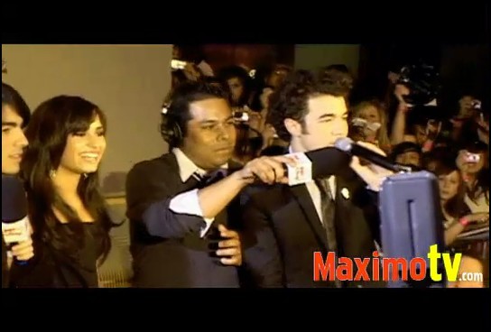 bscap0109 - Demilush and Jonas Brothers The 3D Concert Experience Premiere - Feb 24 2009