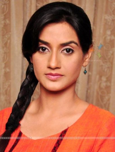 174819-rati-pandey-in-tvshow-hitler-didi - hitler didi