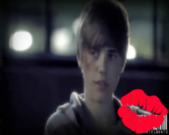 ♭ Hm :) Dupa tot ce i.ai facut Lui Rossiie te astepti sa te ajut :@ - x_-O06 True Lov3 - DRAMA