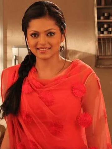 Drashti_Dhami_Tv_Serial_Actress_10[1] - x-Alege cine e mai frumoasa-x