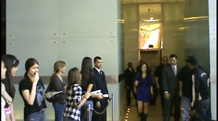 bscap0002 - Demilush - Fans meeting Demi in Sao Paulo at hotel Part oo1