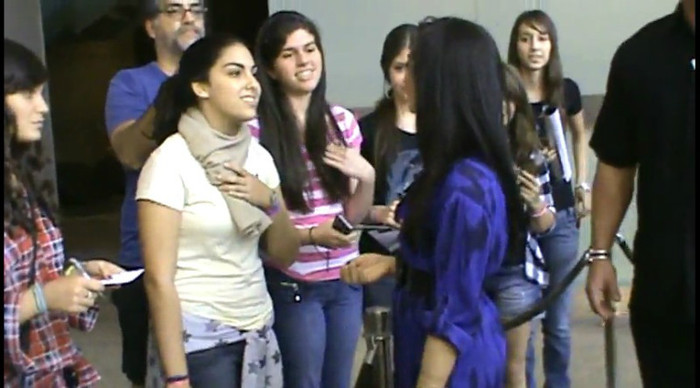 bscap0121 - Demilush - Fans meeting Demi in Sao Paulo at hotel Part oo1