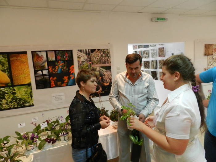 VEZI CA NU E LEUSTEAN:)