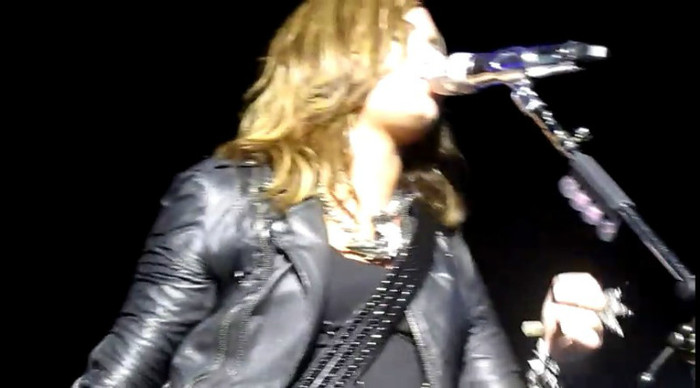 bscap0062 - Demilush - CriesChanges lyrics during Dont Forget Sept 7 2010 Cruzan Amphitheatre