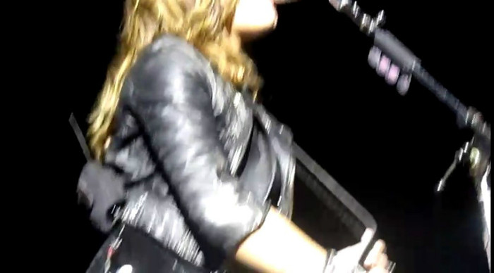 bscap0066 - Demilush - CriesChanges lyrics during Dont Forget Sept 7 2010 Cruzan Amphitheatre