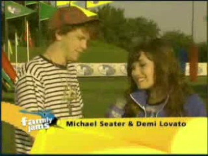 bscap0056 - Demilush - Disney Channel Games Interview Family