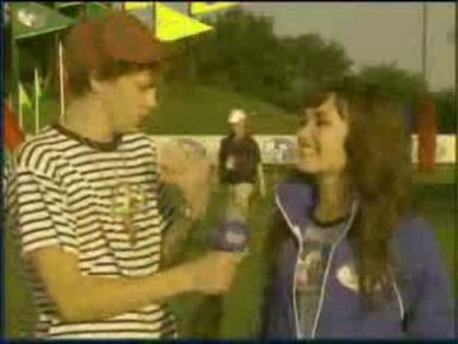 bscap0099 - Demilush - Disney Channel Games Interview Family