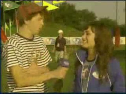 bscap0101 - Demilush - Disney Channel Games Interview Family