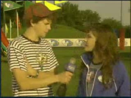 bscap0128 - Demilush - Disney Channel Games Interview Family