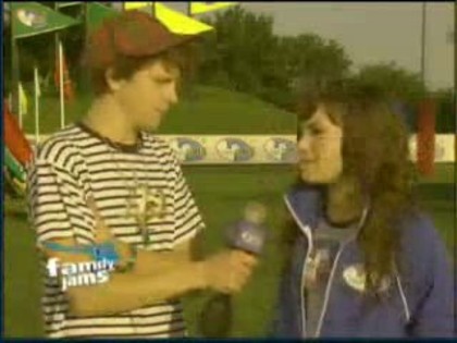 bscap0130 - Demilush - Disney Channel Games Interview Family