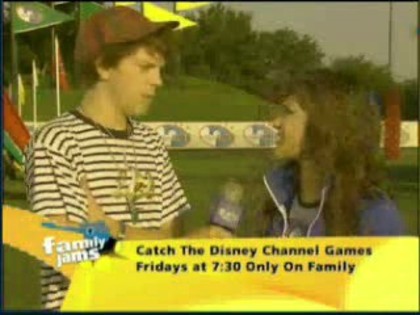 bscap0162 - Demilush - Disney Channel Games Interview Family