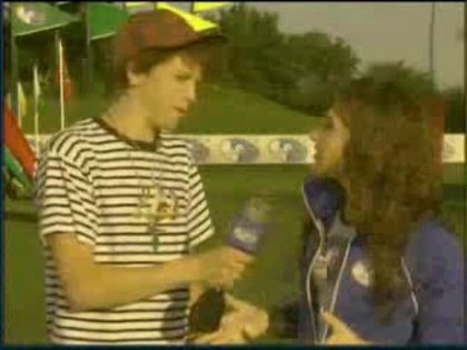 bscap0199 - Demilush - Disney Channel Games Interview Family