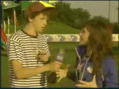 bscap0203 - Demilush - Disney Channel Games Interview Family