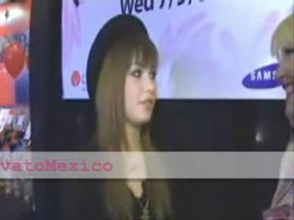 bscap0552 - Demilush -  Interview before the concert with the Jonas Brothers Part oo2