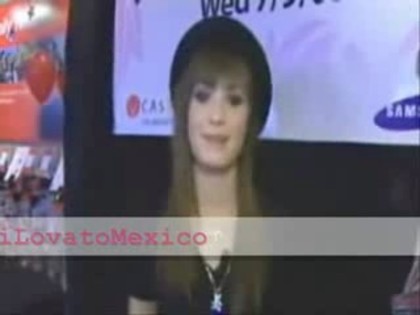 bscap0655 - Demilush -  Interview before the concert with the Jonas Brothers Part oo2