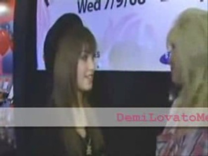 bscap0285 - Demilush -  Interview before the concert with the Jonas Brothers Part oo1