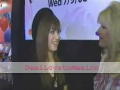 bscap0317 - Demilush -  Interview before the concert with the Jonas Brothers Part oo1