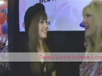 bscap0338 - Demilush -  Interview before the concert with the Jonas Brothers Part oo1