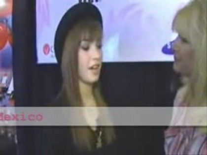 bscap0390 - Demilush -  Interview before the concert with the Jonas Brothers Part oo1