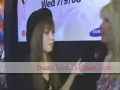bscap0401 - Demilush -  Interview before the concert with the Jonas Brothers Part oo1