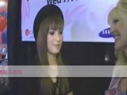 bscap0495 - Demilush -  Interview before the concert with the Jonas Brothers Part oo1