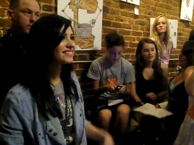 bscap0175 - Demilush - Meeting Demi Lovato At a Coffee Shop