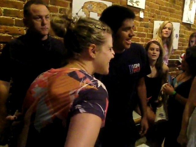 bscap0196 - Demilush - Meeting Demi Lovato At a Coffee Shop