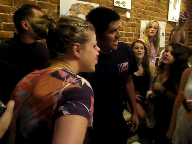 bscap0211 - Demilush - Meeting Demi Lovato At a Coffee Shop