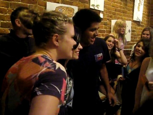 bscap0218 - Demilush - Meeting Demi Lovato At a Coffee Shop