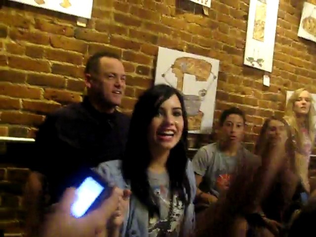 bscap0234 - Demilush - Meeting Demi Lovato At a Coffee Shop