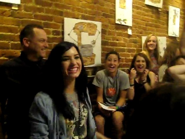 bscap0243 - Demilush - Meeting Demi Lovato At a Coffee Shop