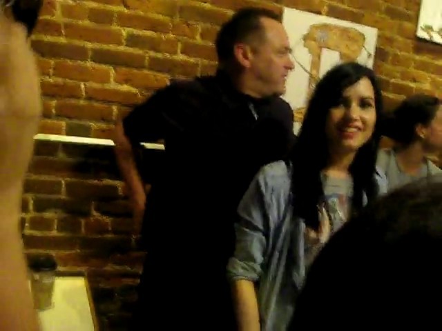 bscap0260 - Demilush - Meeting Demi Lovato At a Coffee Shop