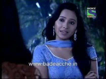 557206_262059763888305_258231207604494_567832_1064768359_n - xxAsha Negi-Purvixx