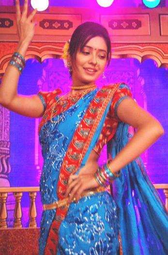 563821_302653646471638_100001810141615_872381_518985612_n - xxAsha Negi-Purvixx
