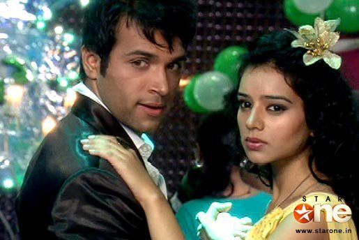 283589_131141160302687_124411574308979_224720_5544944_n - xxRithvik Dhanjani si Sukirti Kandpalxx