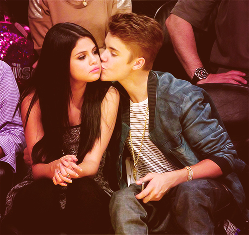 71028576_ADGFWXW3 - S-au despartit Selena si Justin