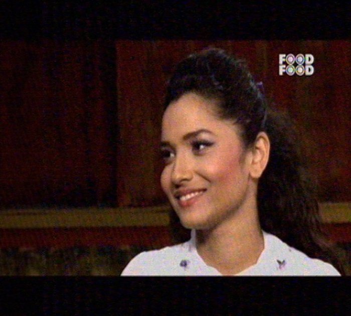 190344_205683099457413_100000471738159_788030_2562472_n - Ankita Lokhande