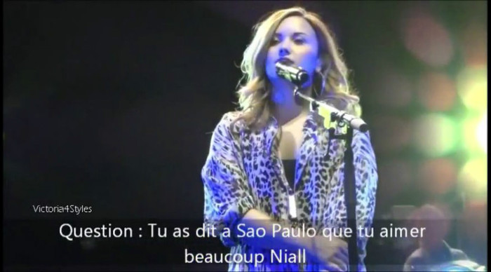 bscap0013 - Demi talk about Niall Horan Again Chile concert