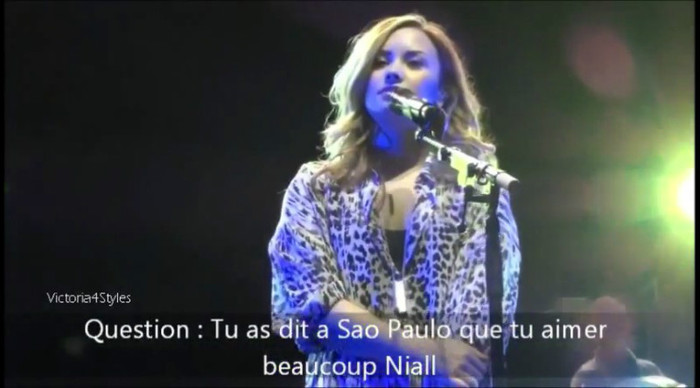 bscap0014 - Demi talk about Niall Horan Again Chile concert