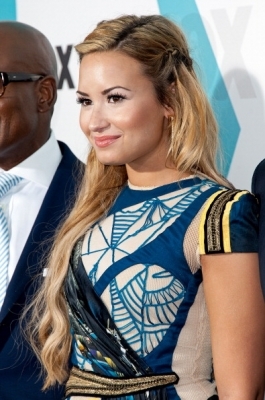  - ABC - Demi - FOX After Party no Central Park New York