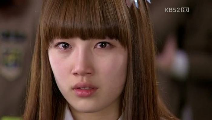 Nu mai minti nenorocit`o.........:|